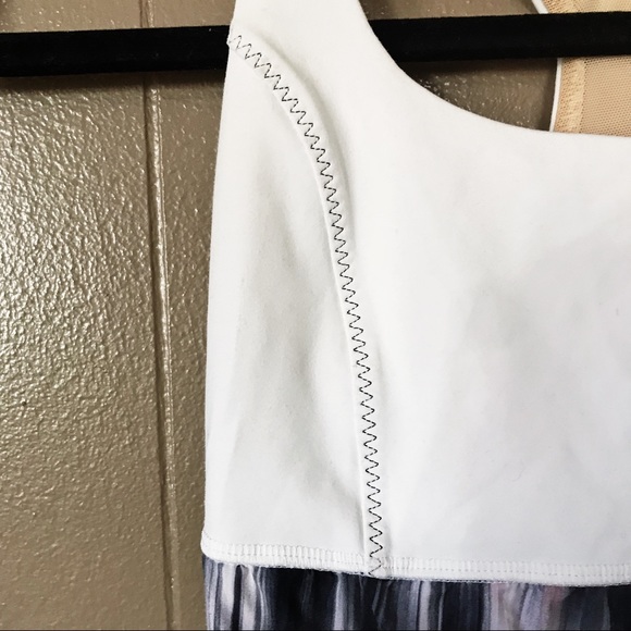 Lululemon Racer Back Tank - Picture 5 of 5